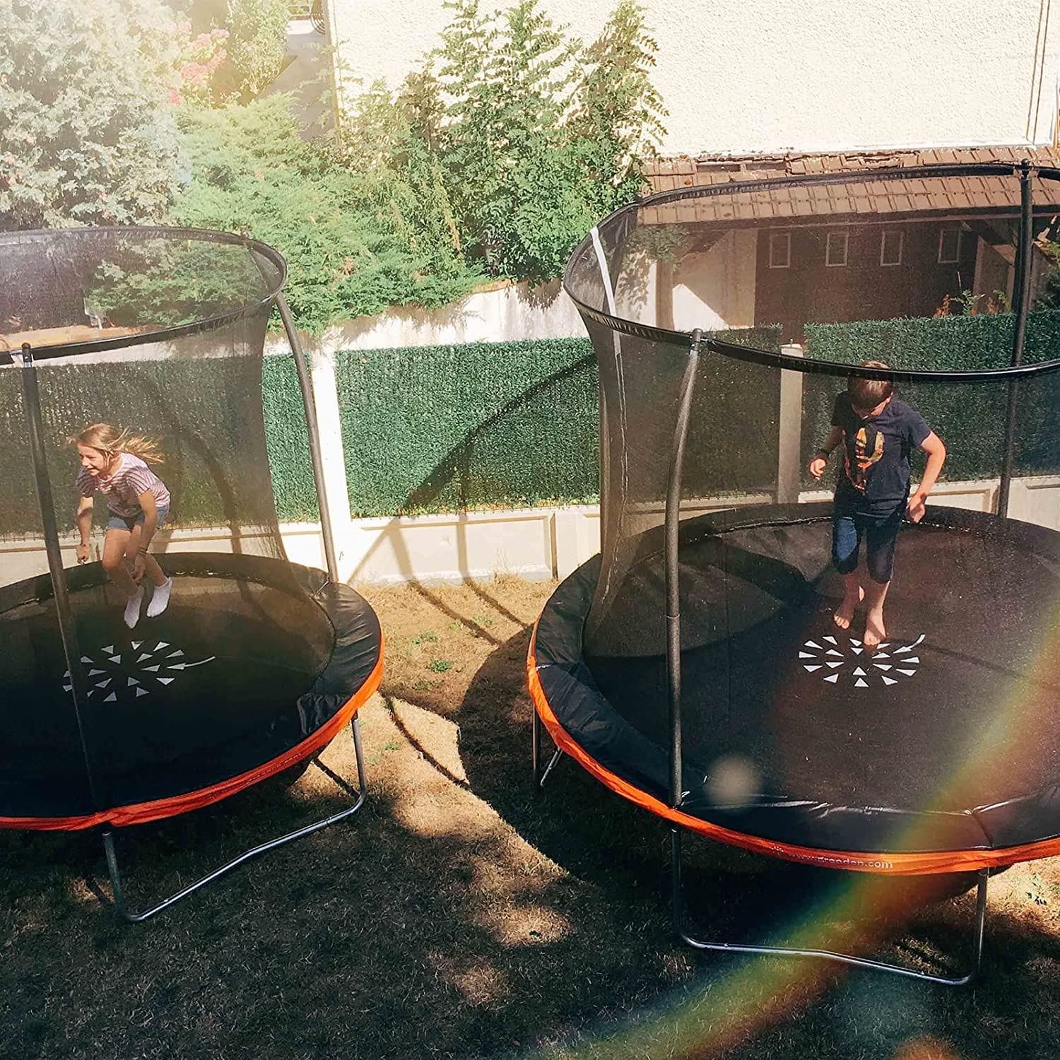 Trampoline exterieur : comparatif des meilleurs modèles 2026