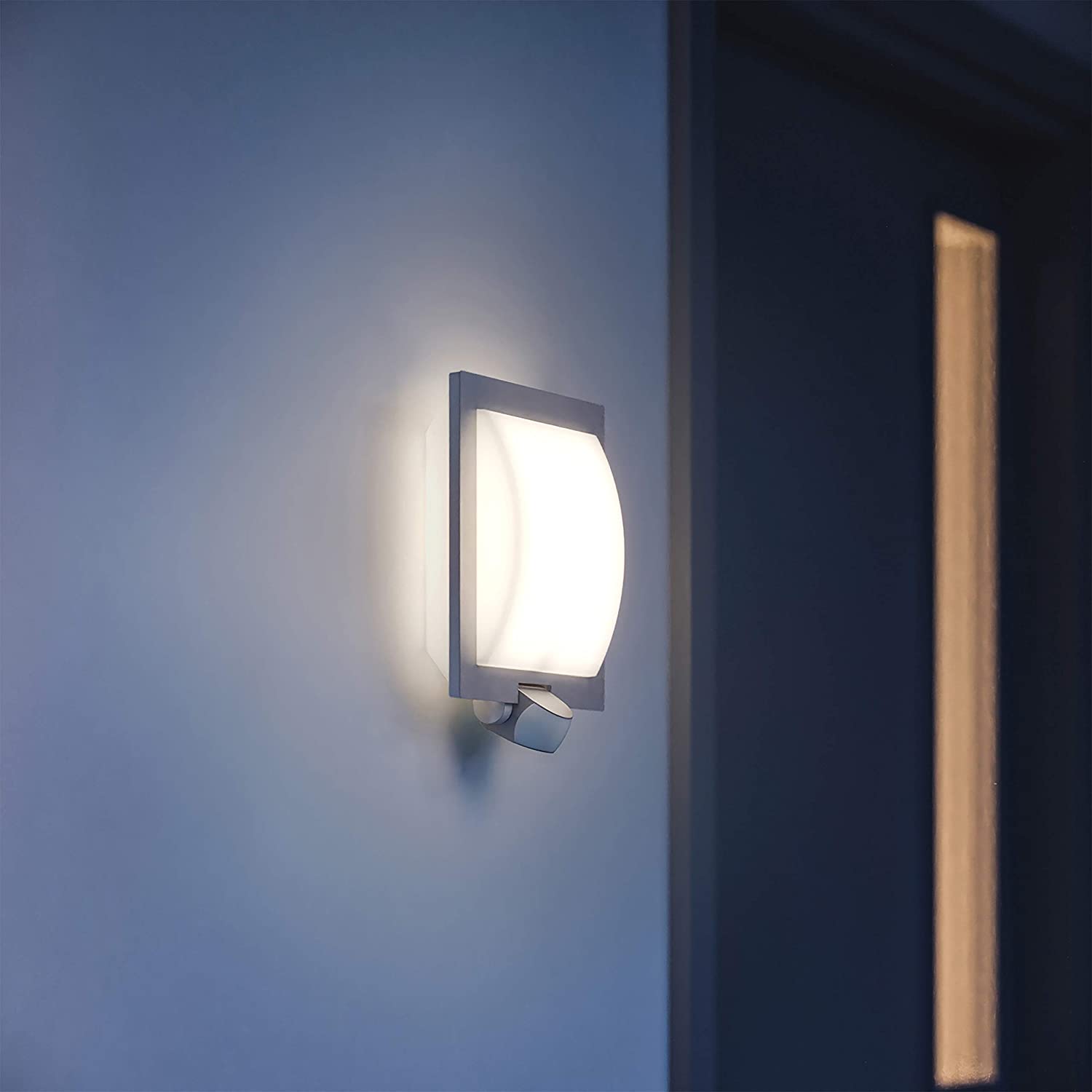 Lampe detecteur de mouvement
